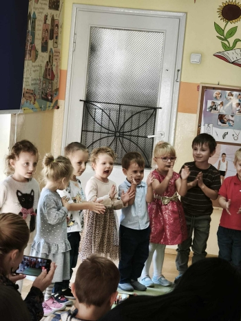 e375df2d-86af-43e0-a405-6a71792e0fb1