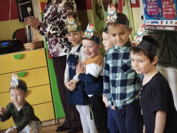 4282dfbf-a5ab-48f1-980b-1e85b65f9380