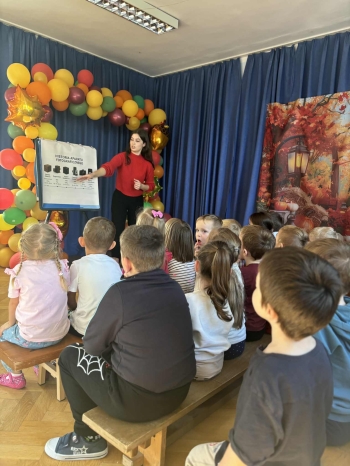 2a8e1931-65e5-4c54-95fb-c66dc8551fb0