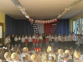 25f5dc89-9f0d-4ccb-aa18-ccce59ebe1a3