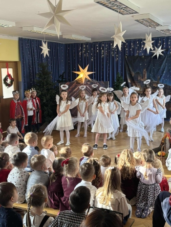 4d6ced4f-3532-4fcf-8015-d0fd7dcb37e7