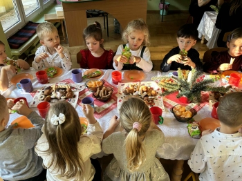 11e346b5-674f-449e-a4d5-68e459cb4967