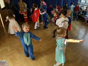 45643182-7ddf-49e5-8269-541785ccf759