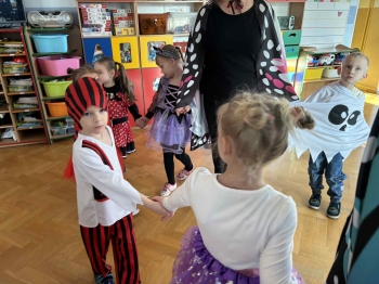 5f1fa5d5-35ab-4bd9-aa4a-1352f272d1fd