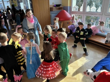 e5c11495-f6e7-465e-bb25-b66d9fd7a917