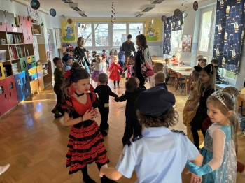 57ccb03e-cc7e-4aaf-8660-a0bd1c2c447e