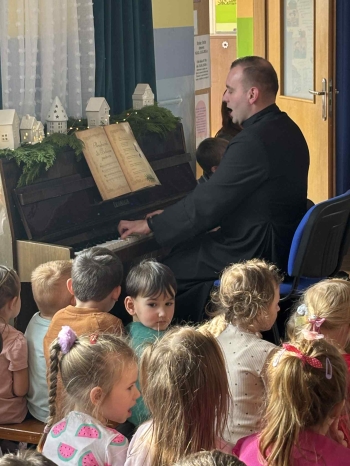 137d1893-3f9e-40e3-af87-7abb009c002d