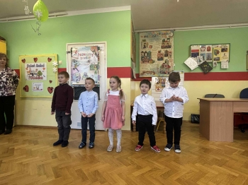 208ff098-4552-417d-bf9d-04774a40ba52