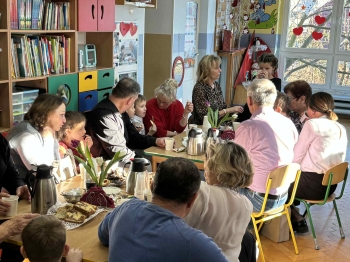 2e0cd6a0-0dd9-4650-9f2b-db8f30f95f7c