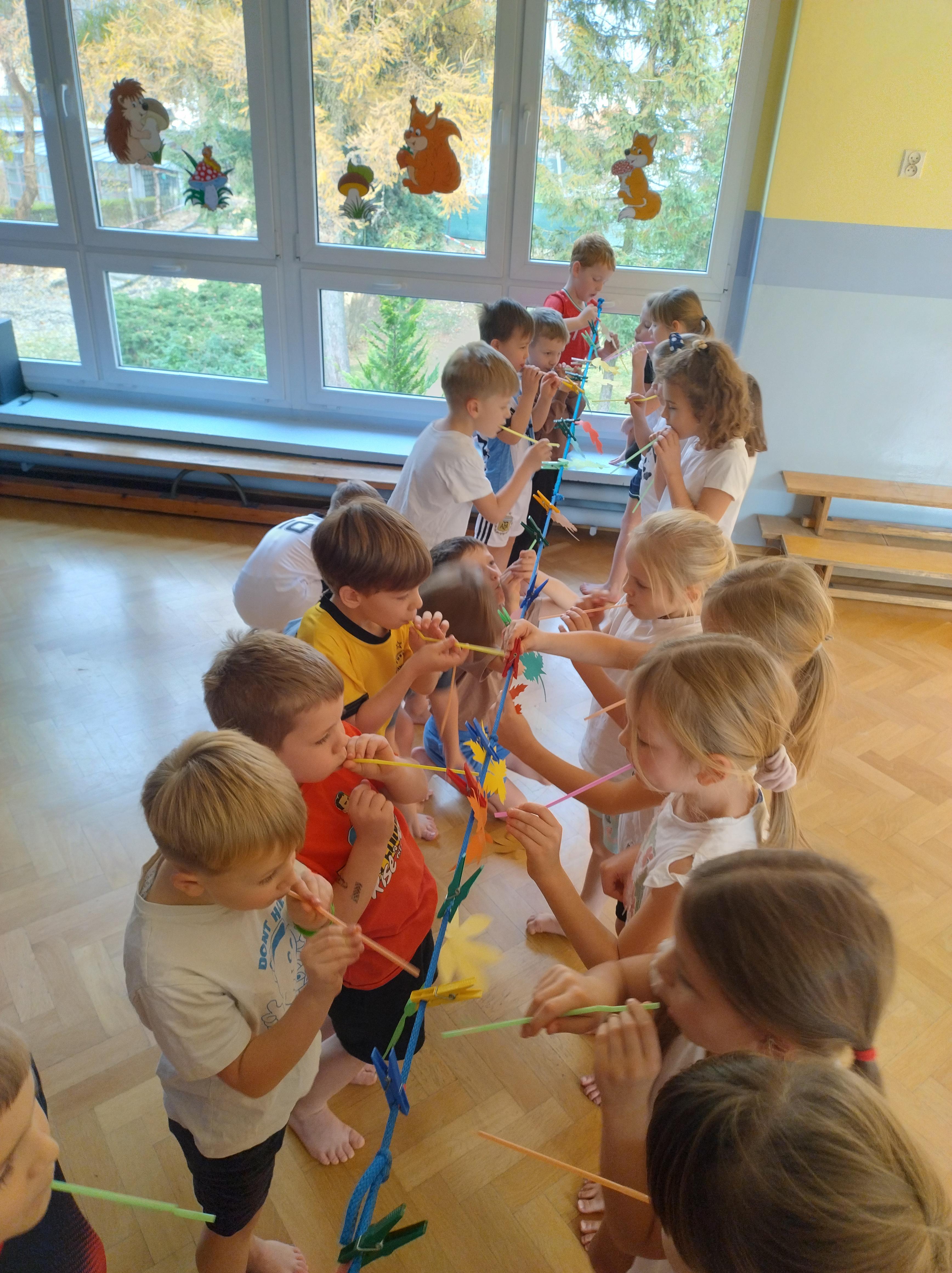 W zdrowym ciele zdrowy duch, wie to każdy mały zuch!- projekt edukacyjny. Zabawy...