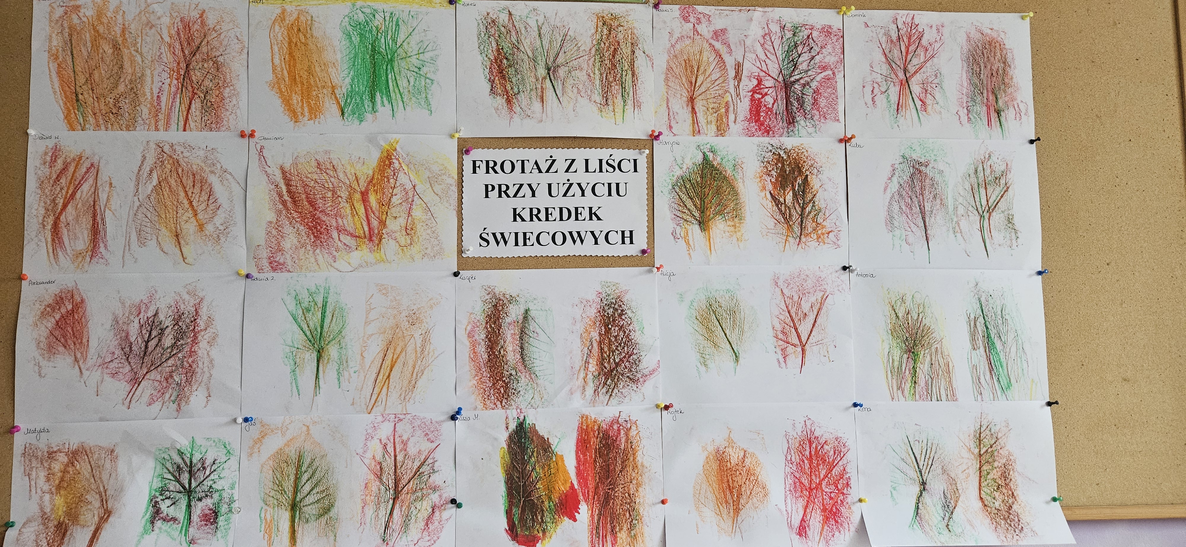 Każdej porze roku dotrzymuję kroku- frotaż z liści 