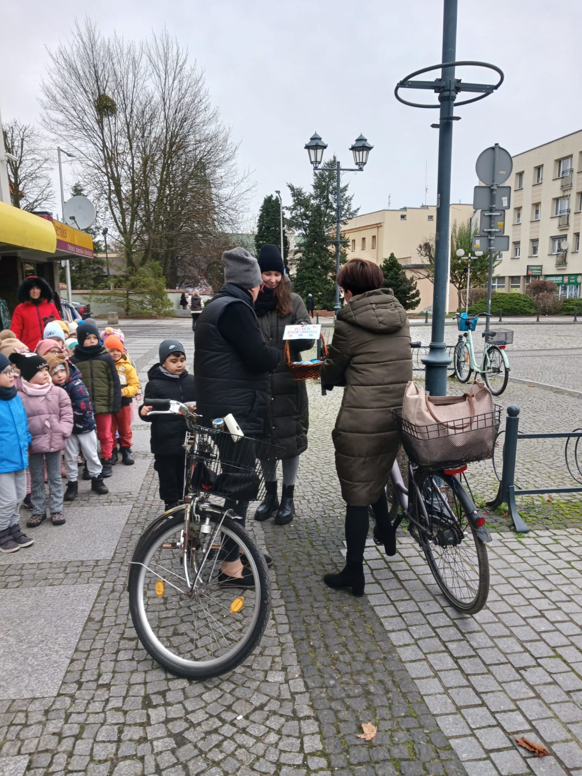 Male Gesty, Wielkie Serca .! - Dzień Życzliwości 