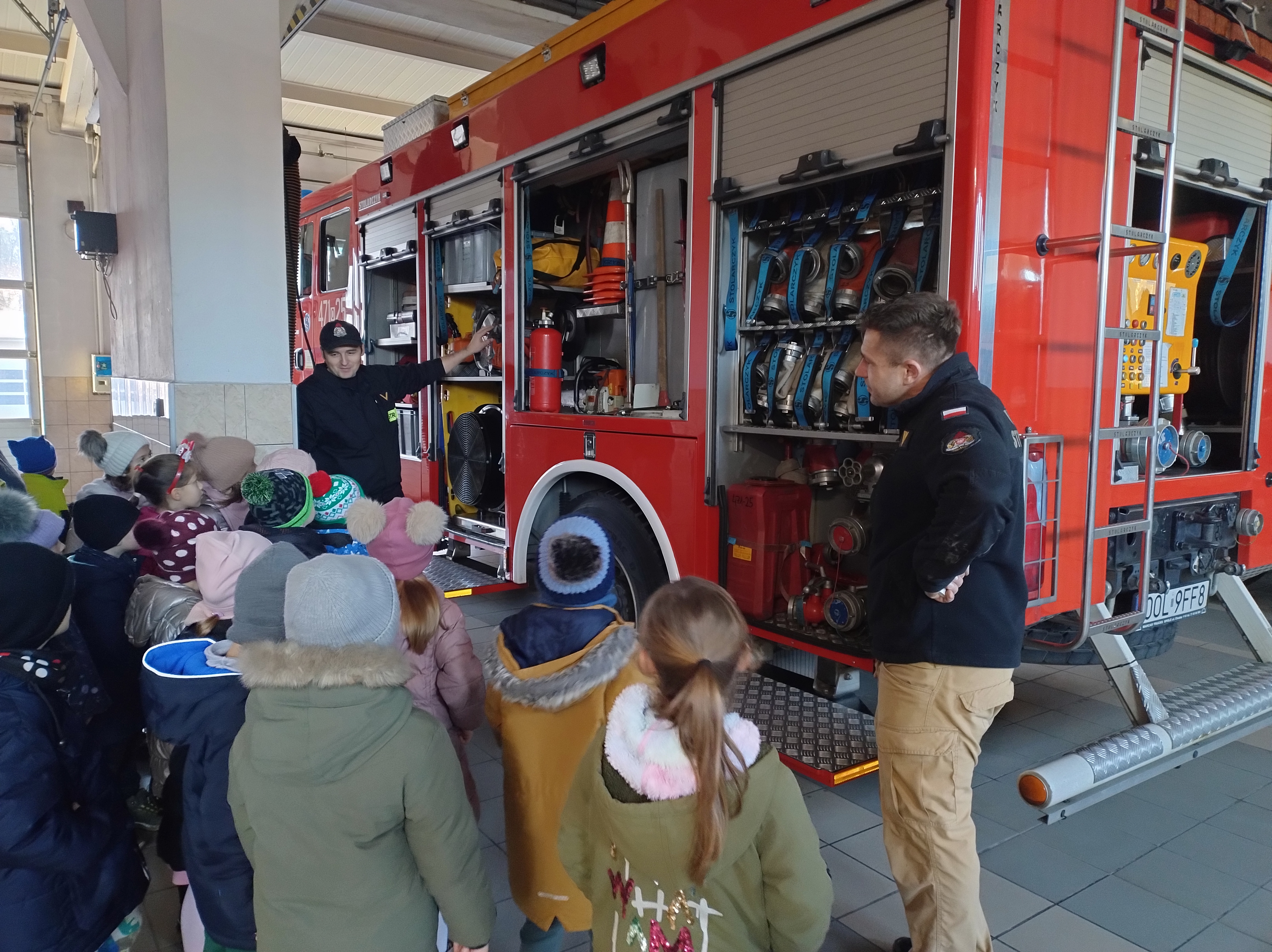 Z życzeniami Bożonarodzeniowymi u strażaków 
