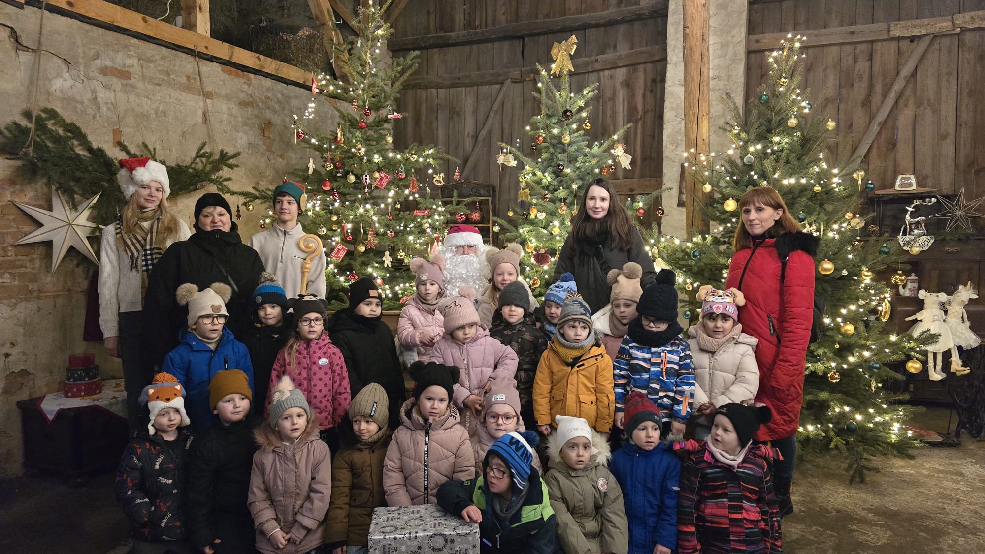 „Magiczny Czas'' – U Mikołaja w Zaczarowanej Alpakarni